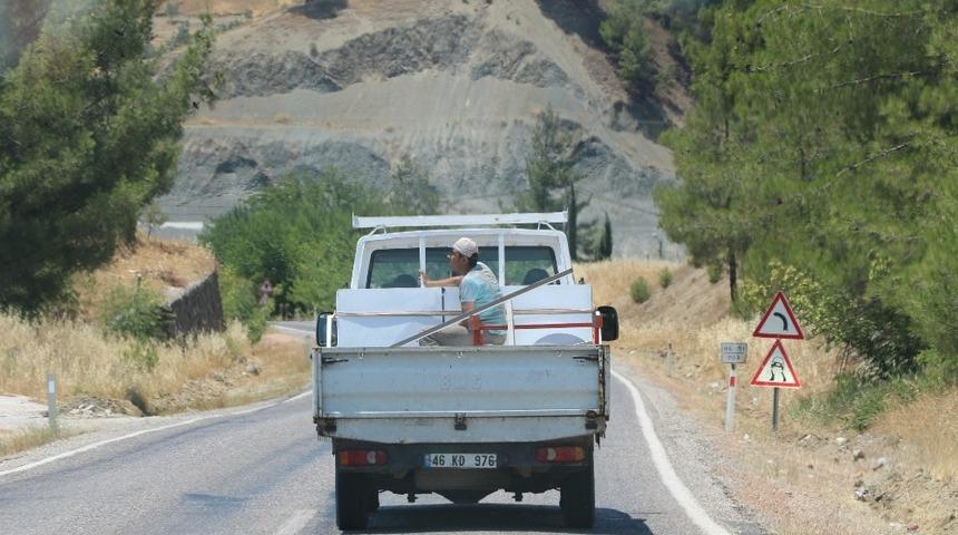 Şehirlerarası yolda tehlikeli yolculuk