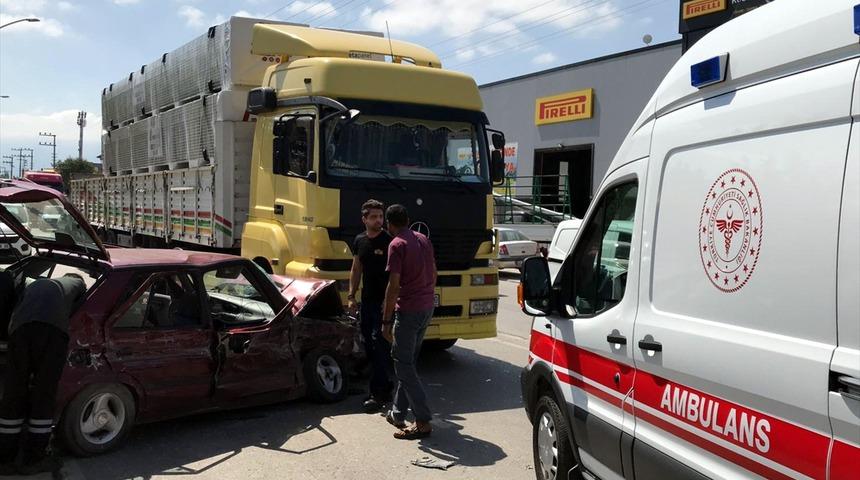GÜNCELLEME - Kocaeli'de trafik kazası: 5 yaralı