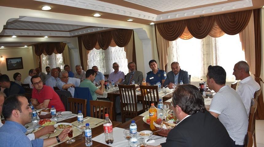 Başkan Altıkula&ccedil;&rsquo;tan istişare toplantısı