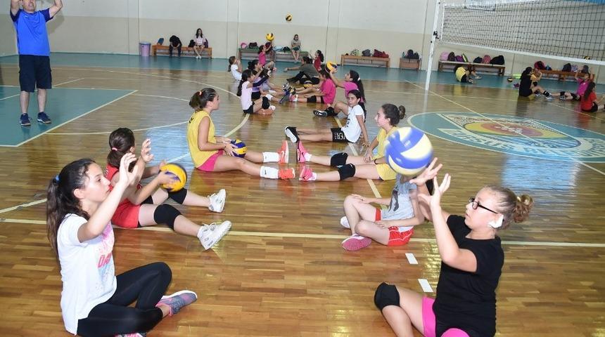 Tarsus Belediyesi Yaz Spor Okullarına yoğun ilgi