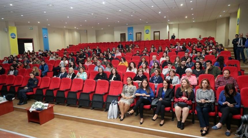 Trakya &Uuml;niversitesinde Edirne&rsquo;de kadın olmak konuşuldu