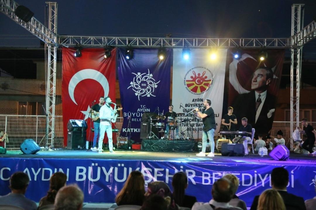 Makedonya ve Rumeli G&ouml;&ccedil;menleri Folklor Festivali başladı