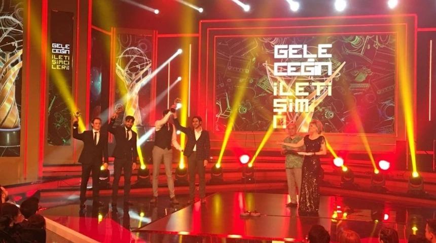 TRT’den HKÜ’ye geleceğin iletişimcileri ödülü