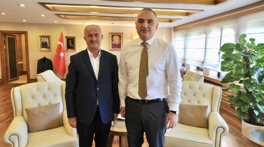 Başkan Akman’dan Bakan Ersoy’a ziyaret
