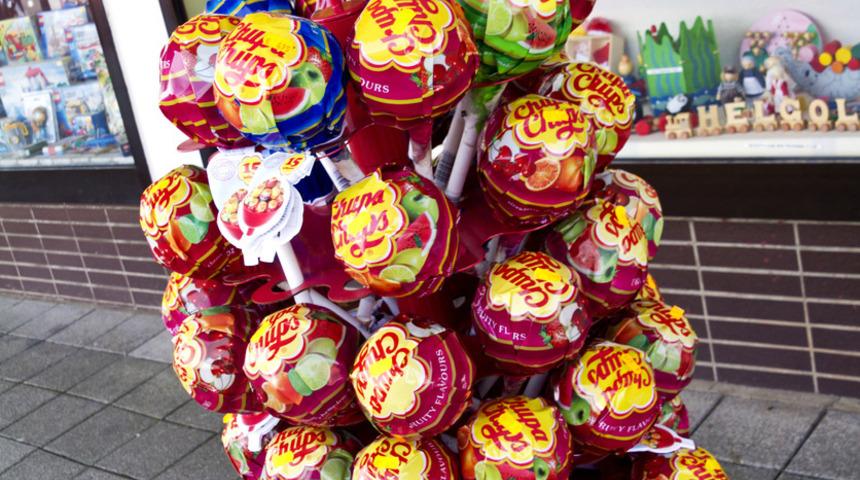 Hepimizin bildiği o logoyu kimin tasarladığını biliyor musunuz?