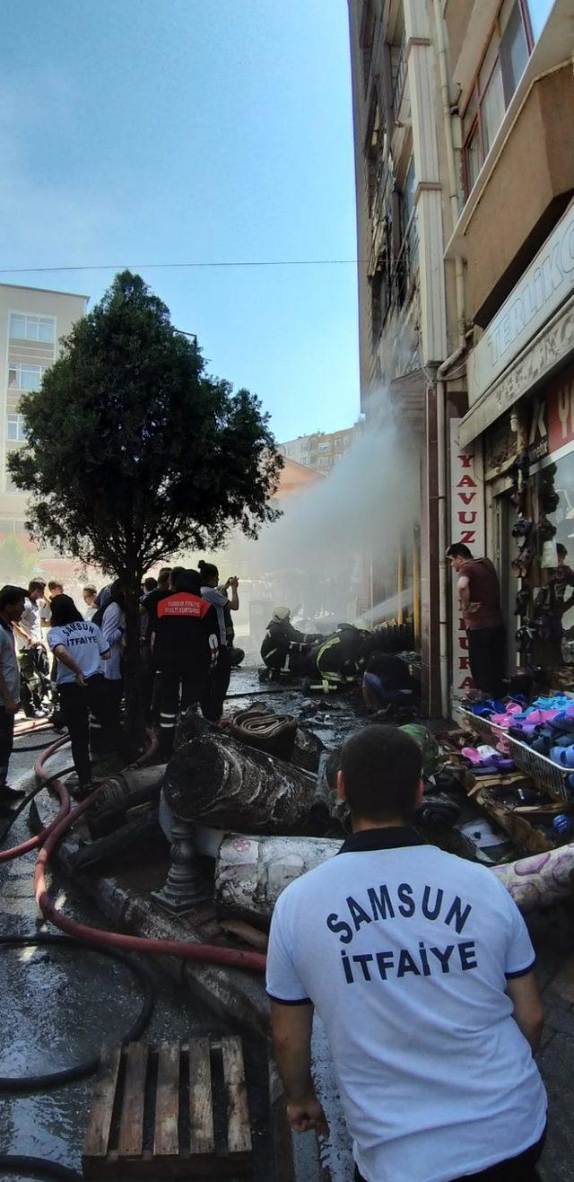 Halı mağazasında çıkan yangında iş yeri sahibi ağır yaralandı