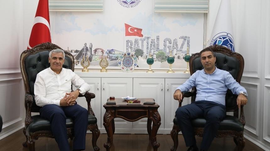 Doğanyol Belediye Başkanı Bay&rsquo;dan Başkan G&uuml;der&rsquo;e ziyaret
