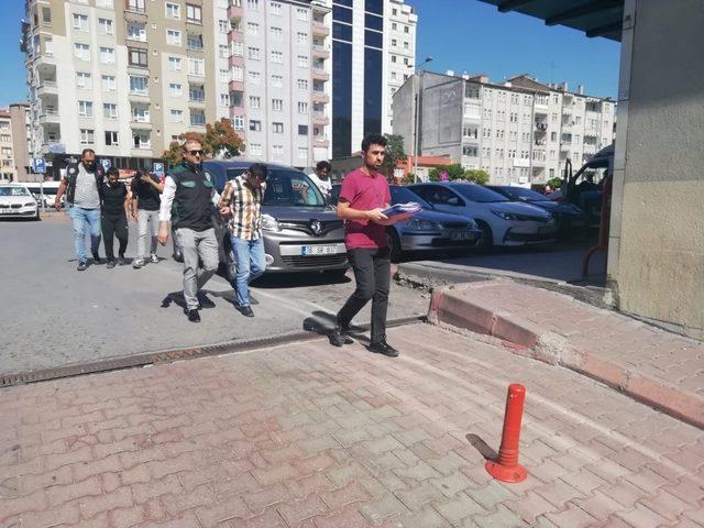 Kayseri polisinden uyuşturucu tacirlerine şafak operasyonu