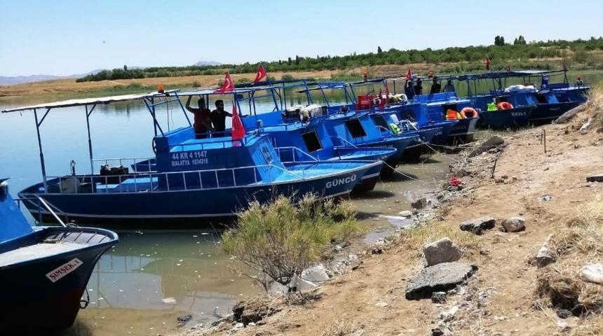 Balıkçı tekneleri denetleniyor