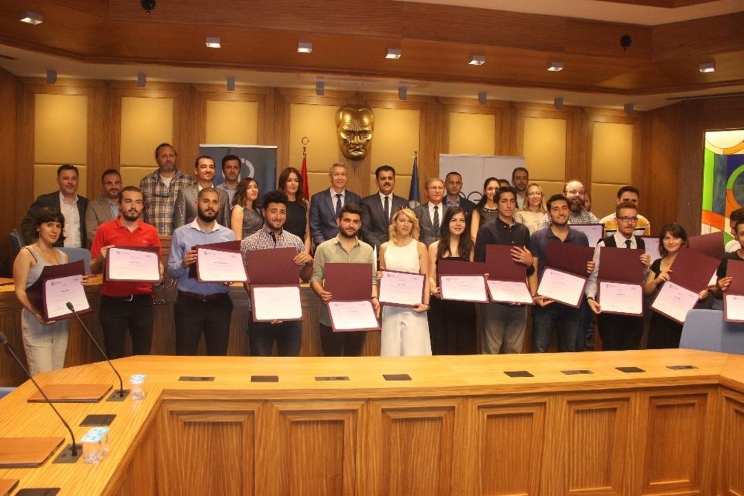 beIN AKADEMİ ilk mezunlarını verdi