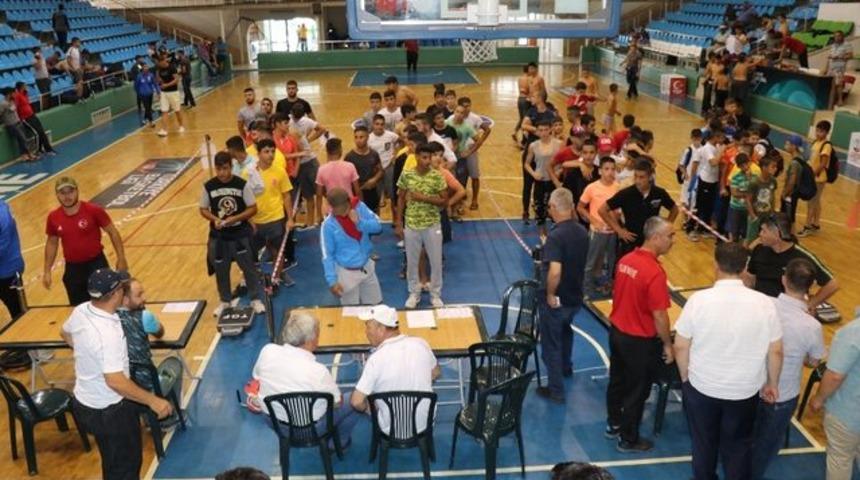 Kırkpınar&rsquo;da yeni rekor: 2 bin 380 pehlivan kayıt yaptırdı