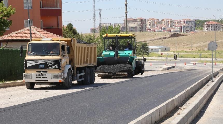 Niğde Belediyesi hizmetleri şehir genelinde s&uuml;rd&uuml;r&uuml;yor