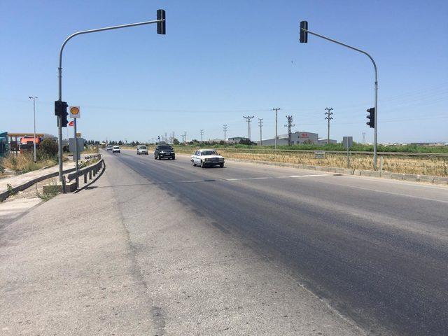 Trafik ışıklarını besleyen otomasyon panosunu çaldılar