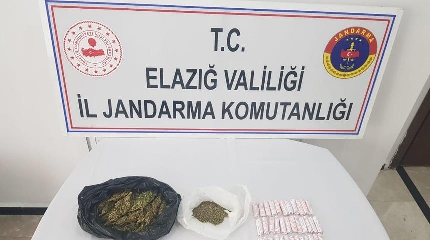 Hipodromda satışa hazır fişekler halinde  esrar ele ge&ccedil;irildi
