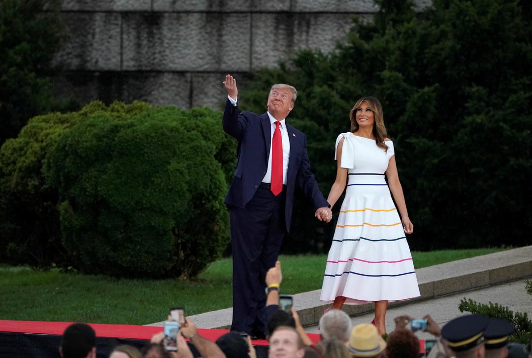 ABD'de Bağımsızlık G&uuml;n&uuml; kutlamalarına Trump damgası