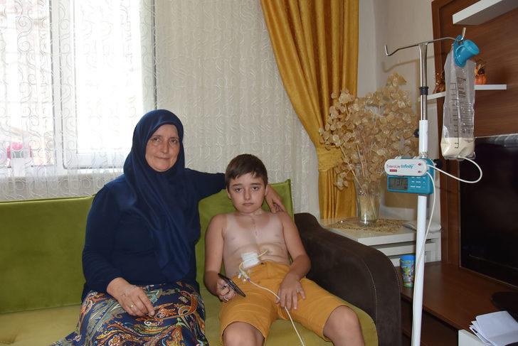 Bebekken içtiği temizlik maddesi hayatını kararttı! 9 yılda 300 ameliyat oldu G3