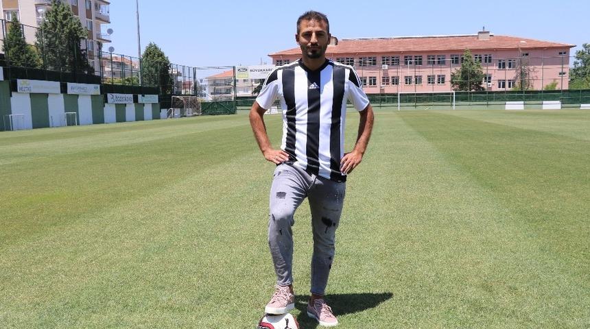 Manisa BBSK tecr&uuml;beli futbolcuyu renklerine bağladı