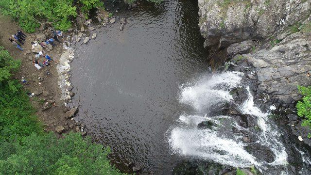 Çiseli Şelalesi'ne ziyaretçi akını