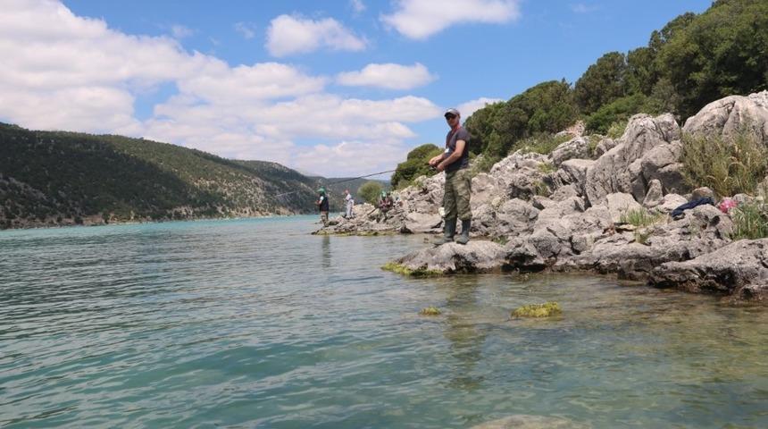 Sportif amatör olta avcıları adalarda da avlanmak istiyor