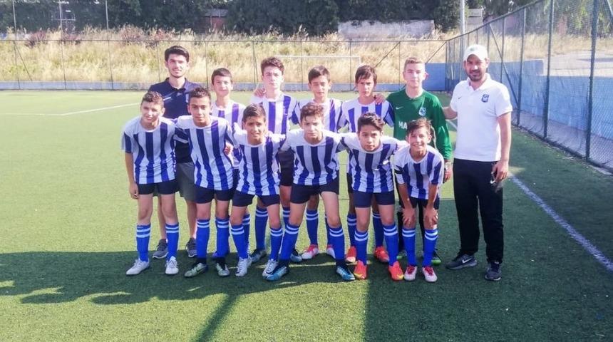 Yunusemre Belediyespor U-13 takımı yarı finale y&uuml;kseldi