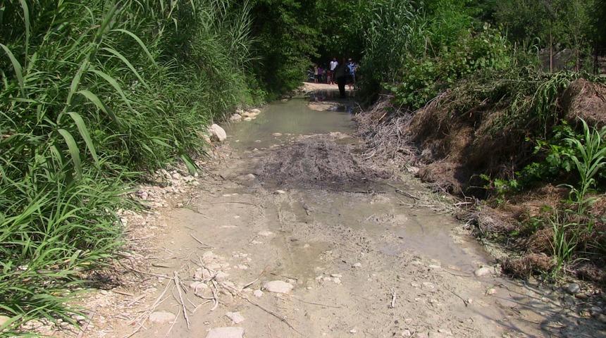 20 yıldır tarlalarına gidebilmek için yaz ayının gelmesini bekliyorlar