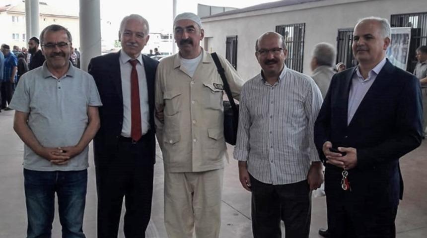 İlk hacı adayları dualarla uğurlandı