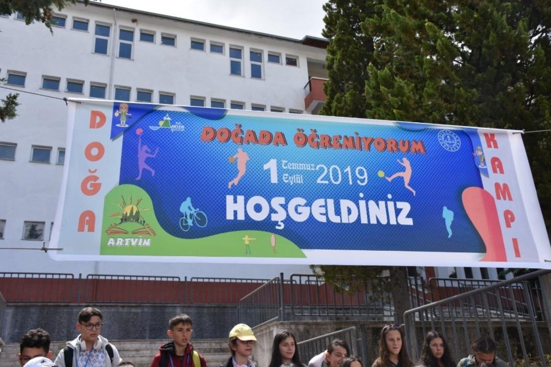 &ldquo;Doğada &ouml;ğreniyorum&rdquo; kampları Artvin&rsquo;de başladı