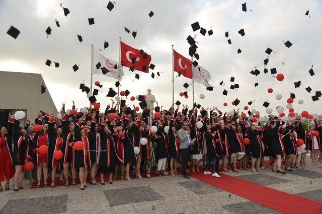 ATÜ’de mezuniyet coşkusu