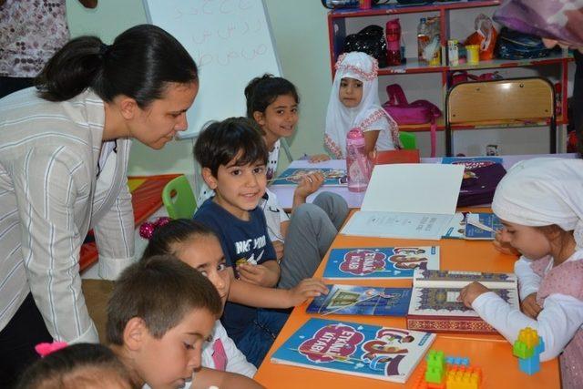 Kaymakam Özdemir, Kur’an kursunda incelemelerde bulundu