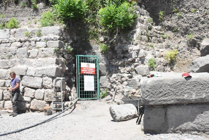 'Karadeniz'in Efesi' Tieion Antik Kenti'nde su sarnıcı gün yüzüne çıkarılıyor G2