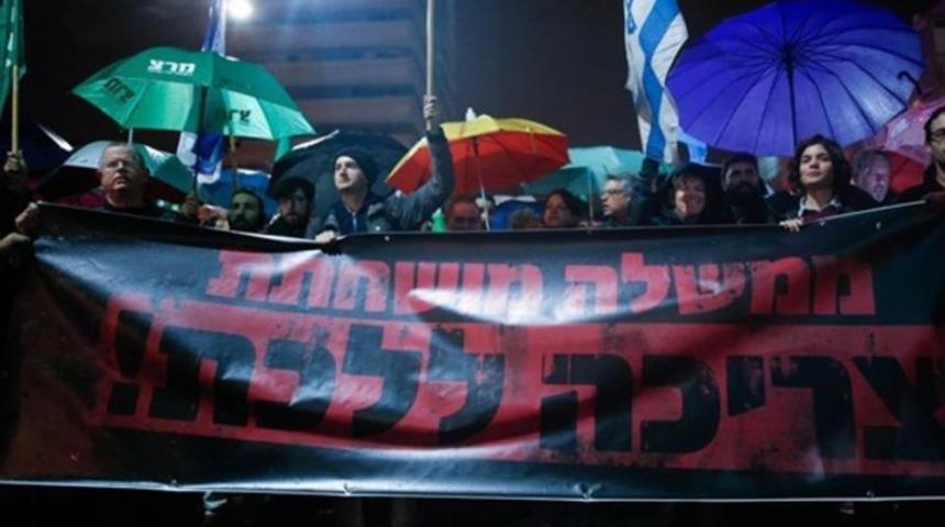 İsrailliler Netanyahu'nun istifasını istedi