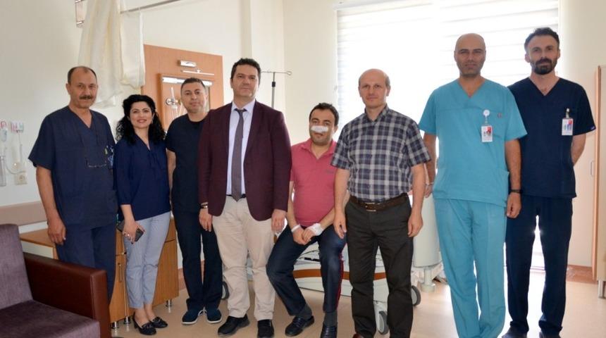 İl Sağlık M&uuml;d&uuml;r&uuml; Bilge&rsquo;nin hasta ziyareti