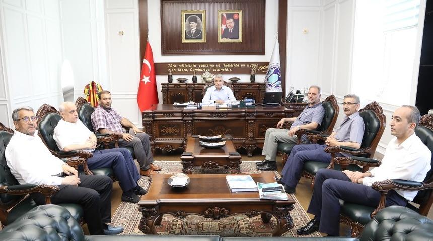 Mazlum-Der&rsquo;den Başkan G&uuml;der&rsquo;e ziyaret