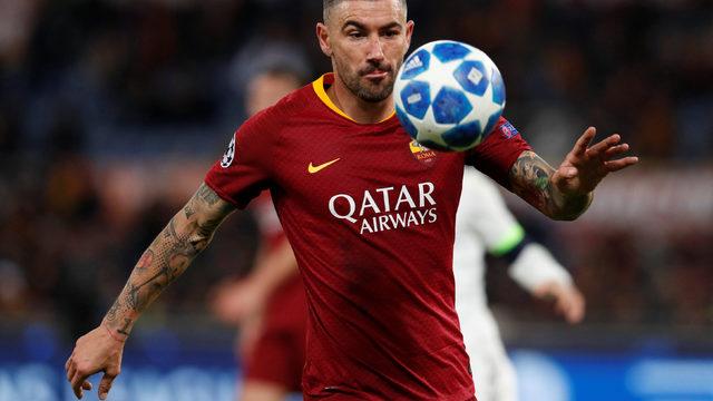 Fenerbahçe'nin anlaşmaya vardığı Kolarov, Roma ile 'ayrılık konuşması' yaptı