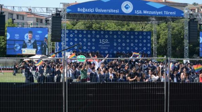 Boğaziçi Üniversitesi'nde protestolu mezuniyet