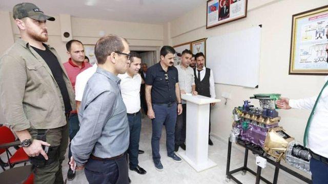 Çukurca’da ilk defa sürücü kursu açıldı