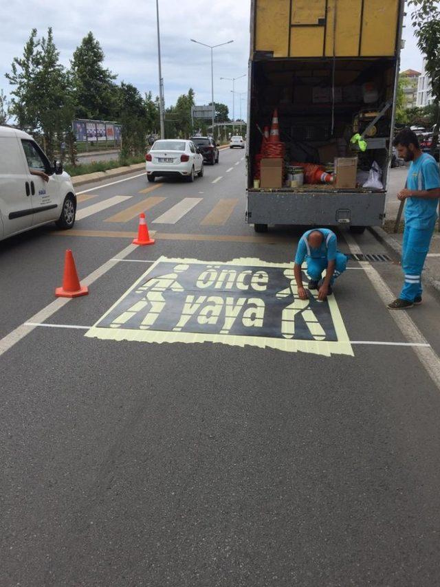 Büyükşehir, yaya öncelikli çalışıyor