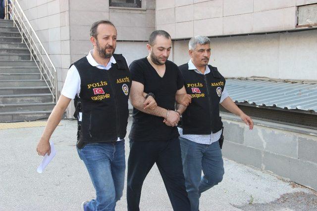 Sarar soygunun zanlısı Aleksandar A. cezaevine g&ouml;t&uuml;r&uuml;ld&uuml; 2