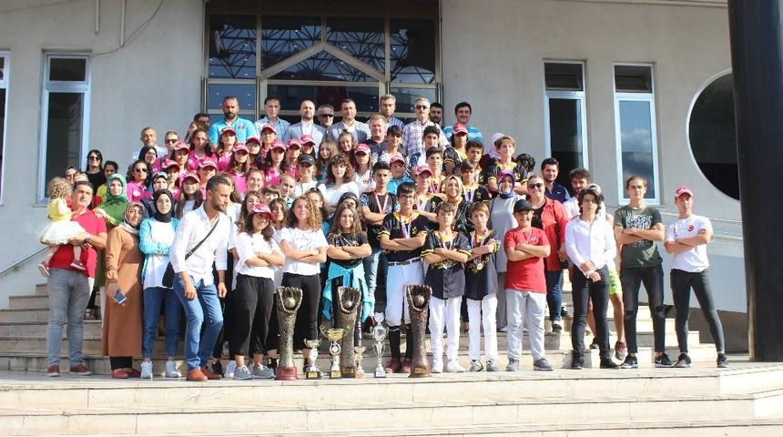 Başarılı sporcular i&ccedil;in t&ouml;ren