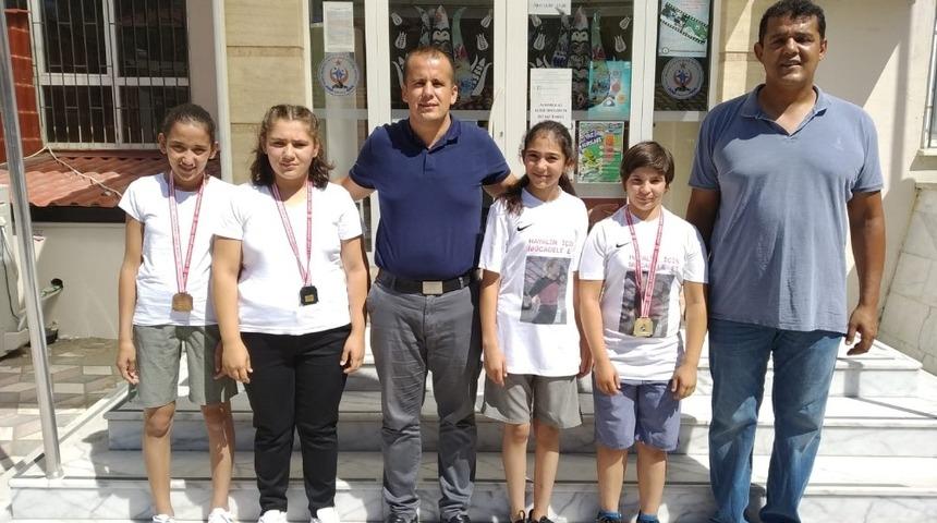 Kursiyerlerden minderde b&uuml;y&uuml;k başarı