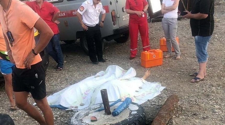 Rusya&rsquo;da katamaran alabora oldu