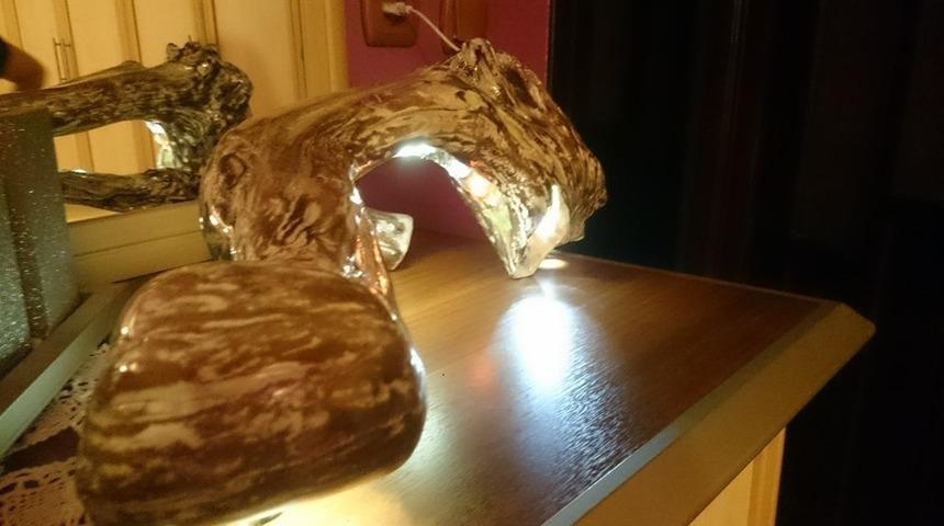 Ağaç ustası mesleğinin kaybolmaması için direniyor