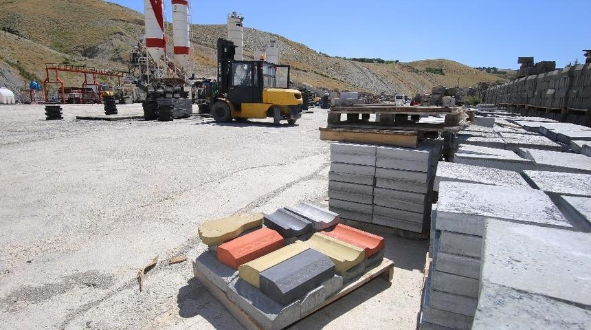 &Ccedil;ankaya&rsquo;da &uuml;retimin adresi Karataş