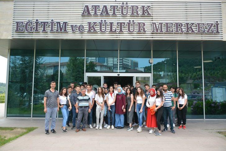 Lisesi öğrencileri Düzce Üniversitesi’nde G1