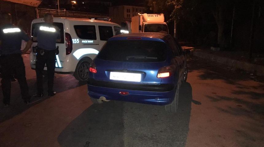 Kuşadası&rsquo;nda uyuşturucu operasyonu; 2 g&ouml;zaltı