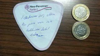 Camiye bırakılan bu not müezzini duygulandırdı