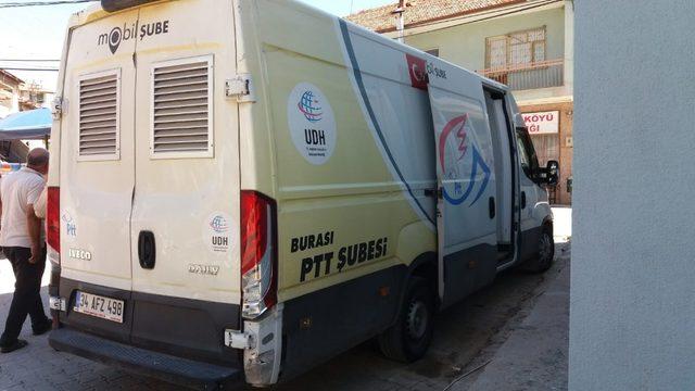 Uşak’ta PTT mobil araçlarla hizmeti vatandaşın ayağına götürüyor