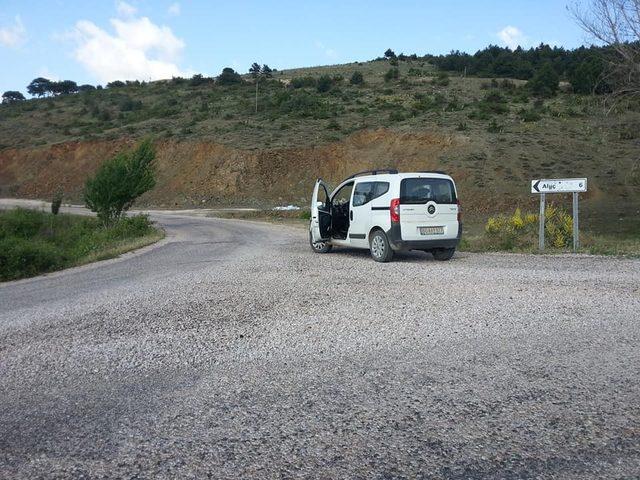 Tokat’ta yön levhaları hedef tahtası oldu