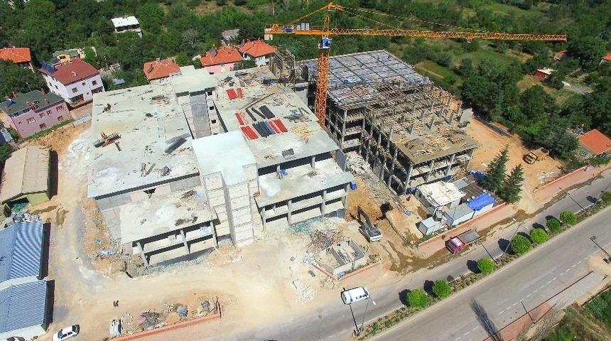 Yahyalı Devlet Hastanesi&rsquo;nin inşaatı hızla s&uuml;r&uuml;yor