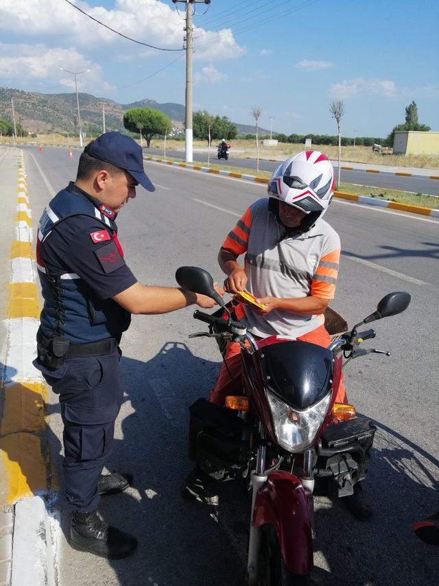 Balıkesir'deki denetimlerde 122 motosiklet trafikten men edildi